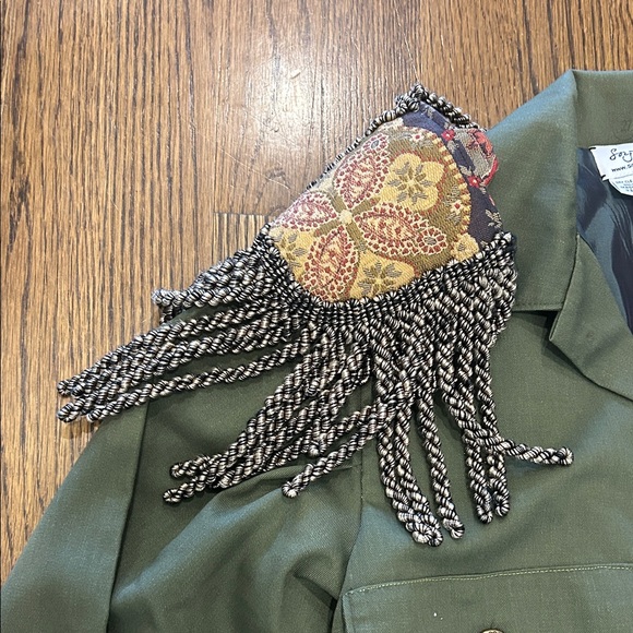 Embellished Green and Multicolor Women's Jacket - Picture 5 of 10